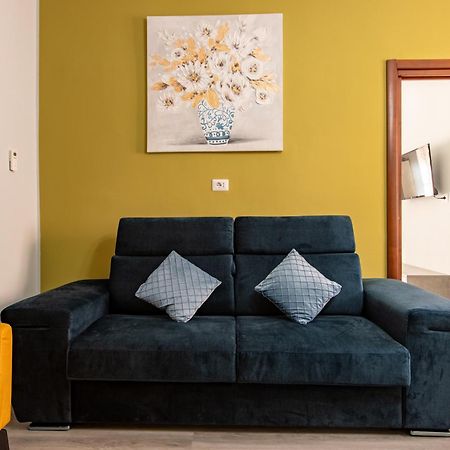 Appartamento Attico Grand Terrace Alba  Esterno foto