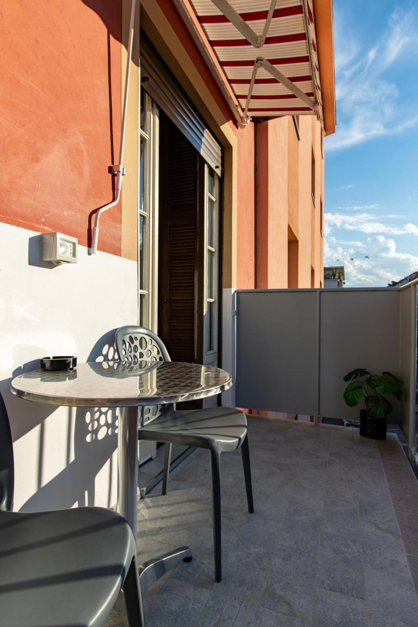 Appartamento Attico Grand Terrace Alba  Esterno foto