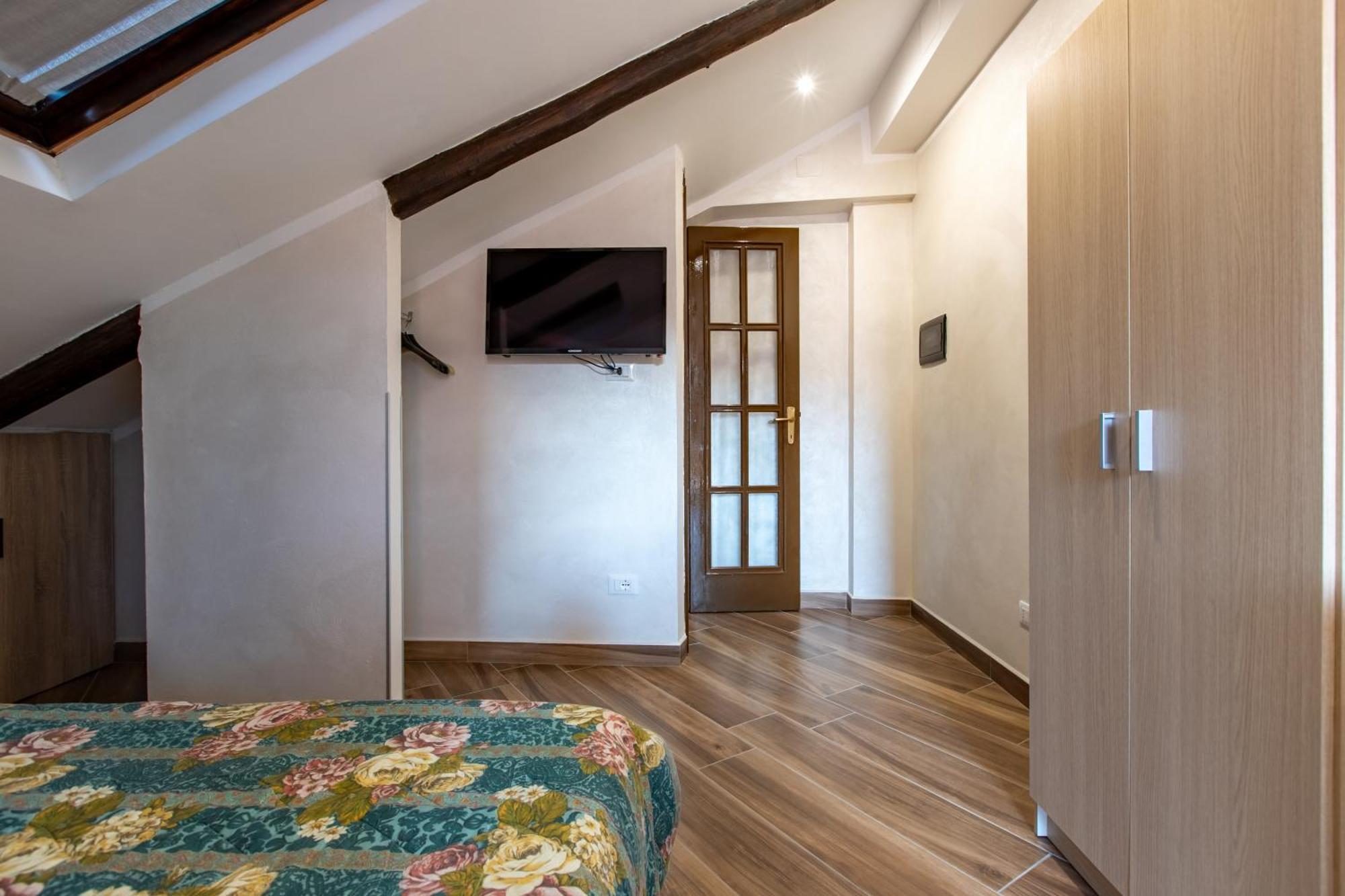 Appartamento Attico Grand Terrace Alba  Esterno foto