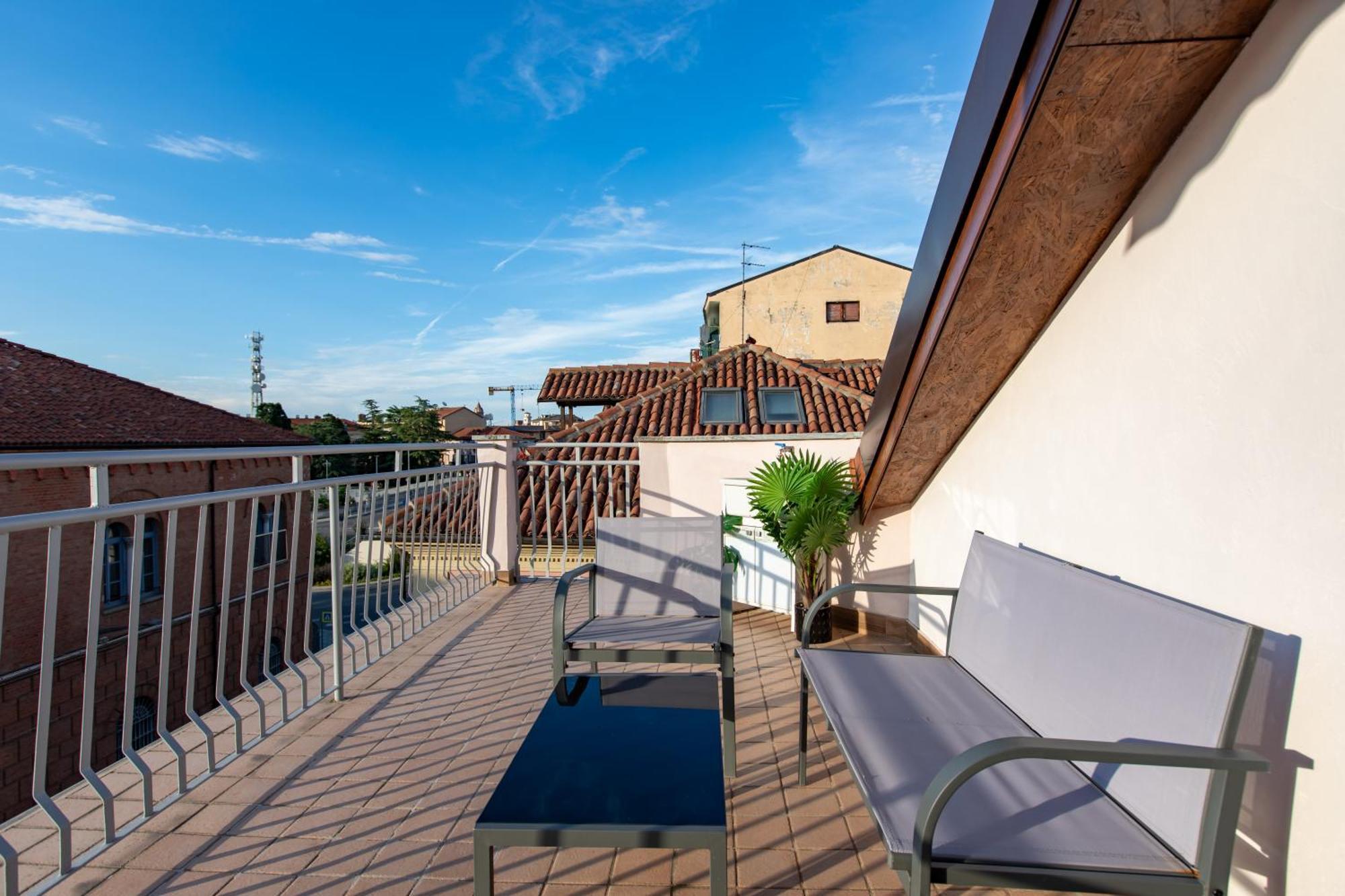 Appartamento Attico Grand Terrace Alba  Esterno foto