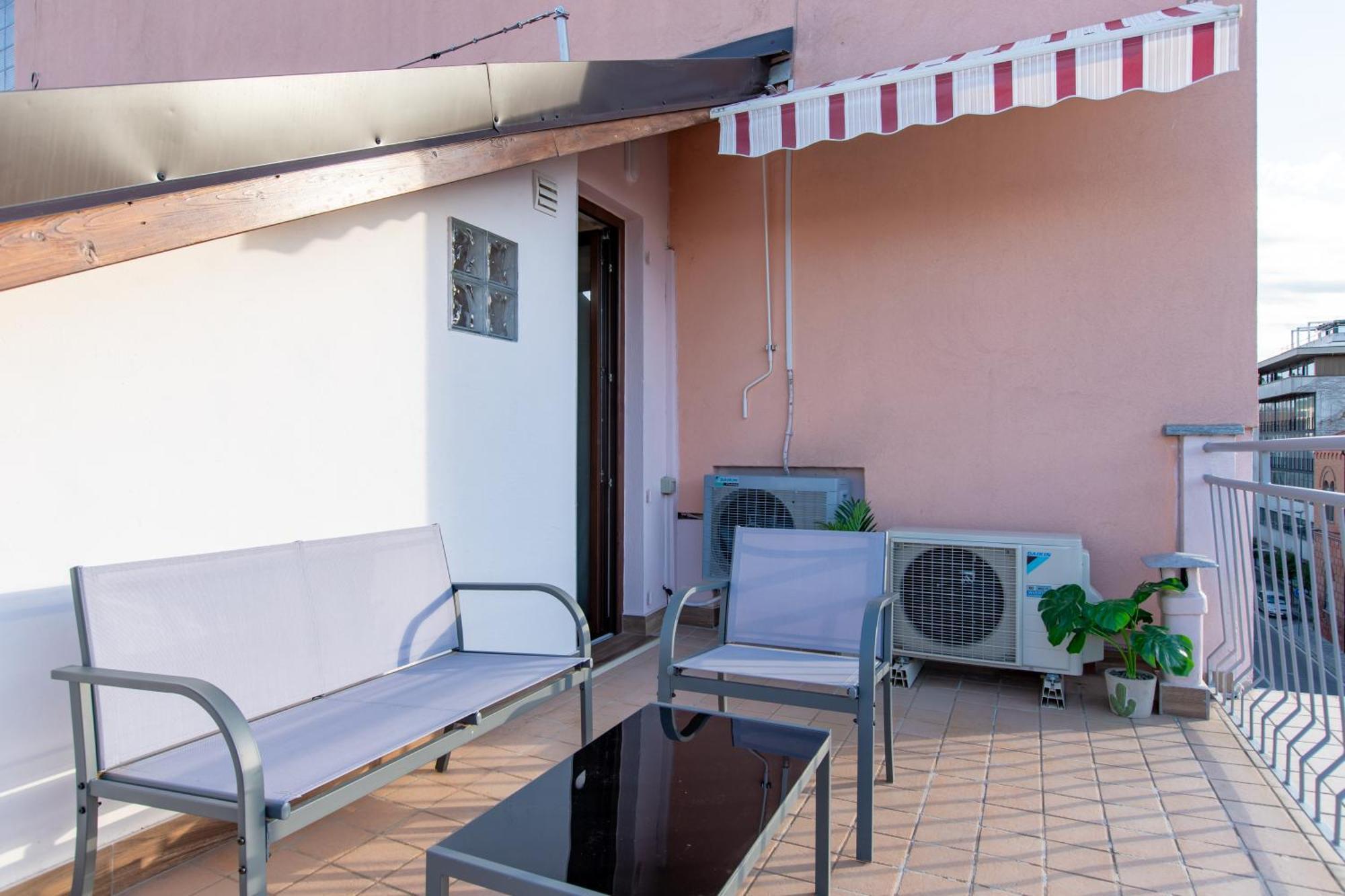 Appartamento Attico Grand Terrace Alba  Esterno foto